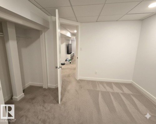 12410 120 Avenue, Edmonton, AB - Indoor Photo Showing Other Room