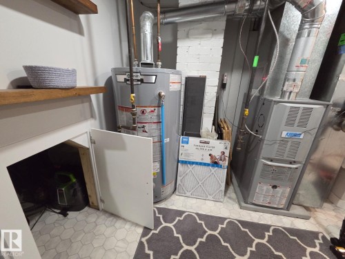 12410 120 Avenue, Edmonton, AB - Indoor Photo Showing Basement