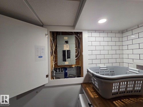 12410 120 Avenue, Edmonton, AB - Indoor