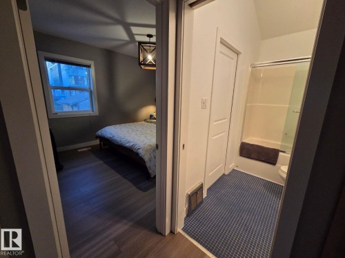 12410 120 Avenue, Edmonton, AB - Indoor Photo Showing Other Room
