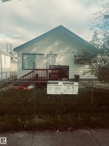 9818 81 Avenue Nw, Edmonton, AB 