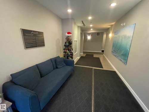 #200 8525 91 Street, Edmonton, AB - Indoor