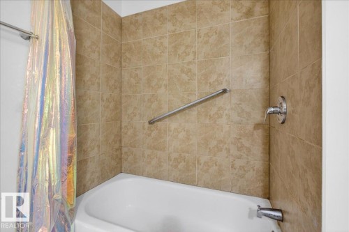 15621 83A Street, Edmonton, AB - Indoor Photo Showing Bathroom