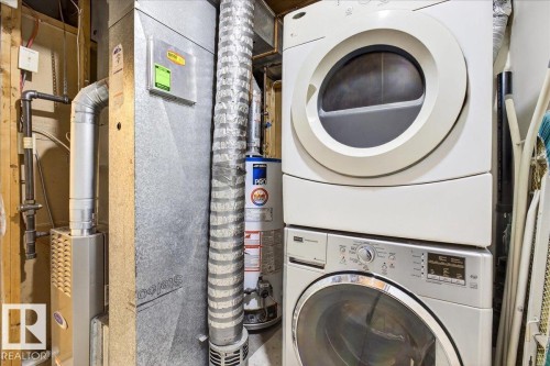 15621 83A Street, Edmonton, AB - Indoor Photo Showing Laundry Room