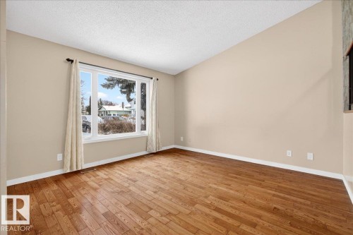 15621 83A Street, Edmonton, AB - Indoor Photo Showing Other Room