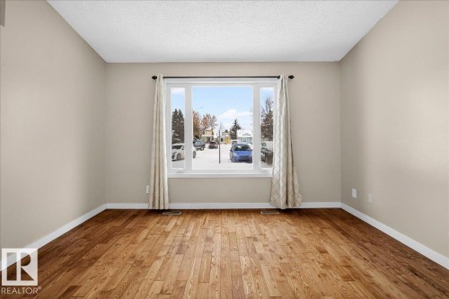 15621 83A Street, Edmonton, AB - Indoor Photo Showing Other Room