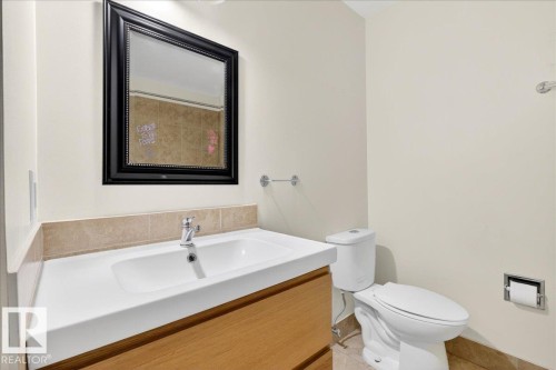 15621 83A Street, Edmonton, AB - Indoor Photo Showing Bathroom