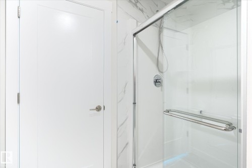 22372 89 Avenue, Edmonton, AB - Indoor