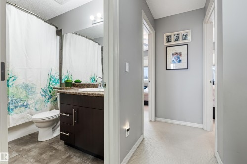 64 2336 Aspen Trail, Sherwood Park, AB - Indoor Photo Showing Bathroom