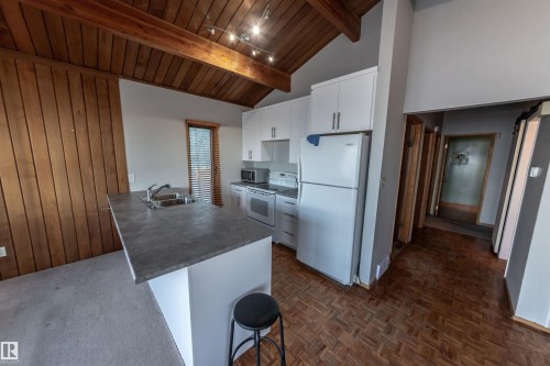6818 50 Avenue, Rural Lac Ste. Anne County, AB - Indoor Photo Showing Kitchen