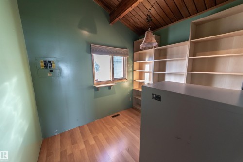 6818 50 Avenue, Rural Lac Ste. Anne County, AB - Indoor