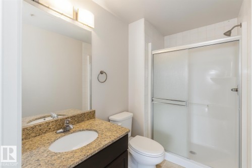 214 12660 142 Avenue, Edmonton, AB - Indoor Photo Showing Bathroom