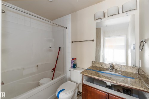 214 12660 142 Avenue, Edmonton, AB - Indoor Photo Showing Bathroom
