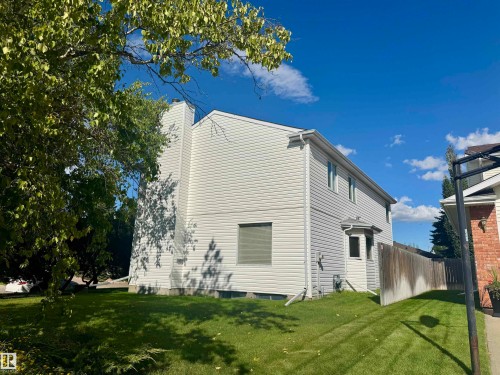 240 Waygood Road, Edmonton, AB - Outdoor