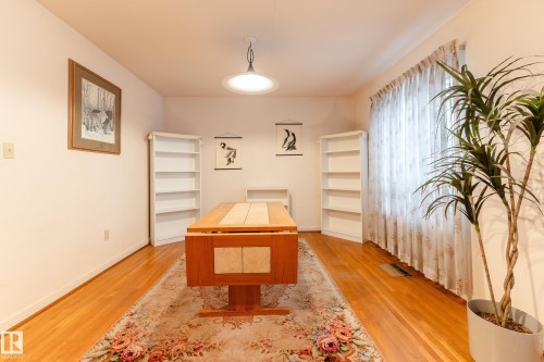 11250 72 Avenue, Edmonton, AB - Indoor Photo Showing Other Room