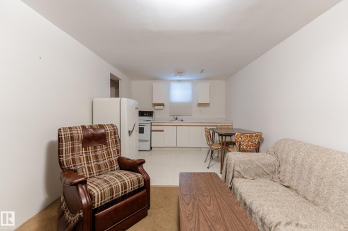 11250 72 Avenue, Edmonton, AB - Indoor Photo Showing Other Room