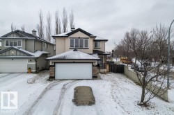89 ERIN RIDGE Drive  St. Albert, AB T8N 2B8