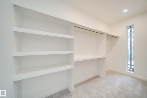 7540 80 Avenue, Edmonton, AB - Indoor With Storage