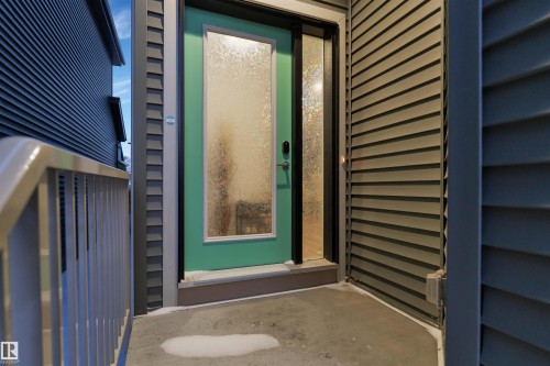 1632 Plum Circle, Edmonton, AB - Outdoor With Exterior