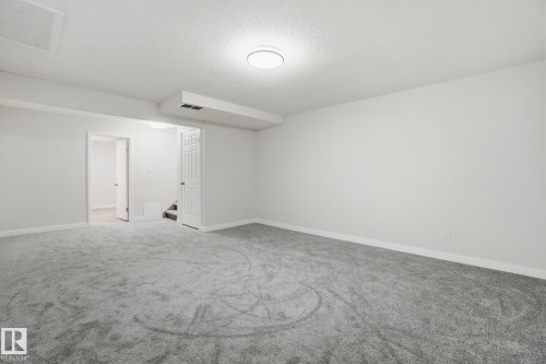 4035 38 Street, Edmonton, AB - Indoor Photo Showing Other Room