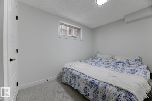 6823 98 Avenue, Edmonton, AB - Indoor Photo Showing Bedroom