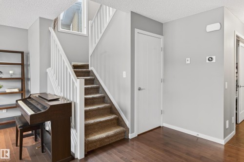 21711 85 Avenue, Edmonton, AB - Indoor Photo Showing Other Room