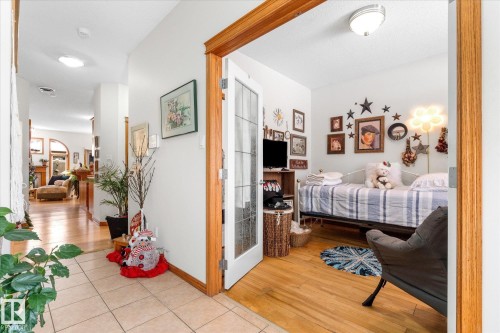 4933 48 Avenue, Onoway, AB - Indoor