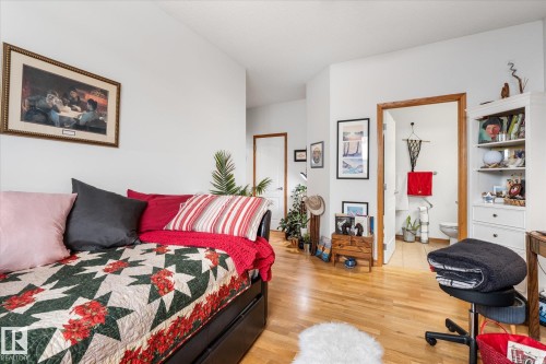 4933 48 Avenue, Onoway, AB - Indoor Photo Showing Other Room