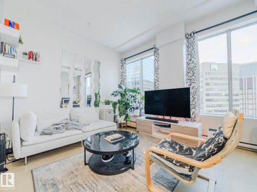 1603 10024 Jasper Avenue, Edmonton, AB - Indoor Photo Showing Living Room