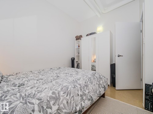 1603 10024 Jasper Avenue, Edmonton, AB - Indoor Photo Showing Bedroom