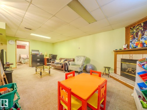 15212 60 Street, Edmonton, AB - Indoor With Fireplace