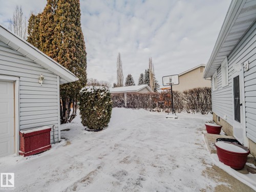 15212 60 Street, Edmonton, AB - Outdoor