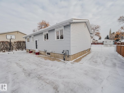 15212 60 Street, Edmonton, AB - Outdoor With Exterior