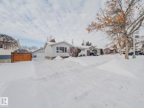 15212 60 Street, Edmonton, AB - Outdoor