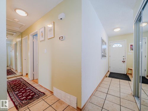 15212 60 Street, Edmonton, AB - Indoor Photo Showing Other Room