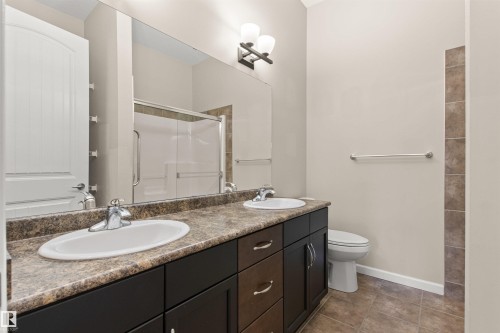 425 6083 Maynard Way E, Edmonton, AB - Indoor Photo Showing Bathroom