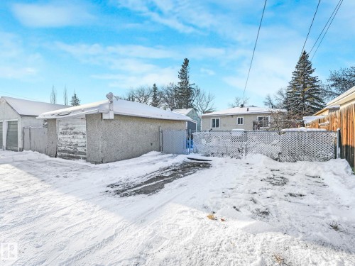 11927 68 Street, Edmonton, AB - Outdoor