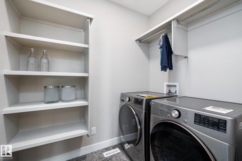 15 Newbury Circle, Sherwood Park, AB - Indoor Photo Showing Laundry Room