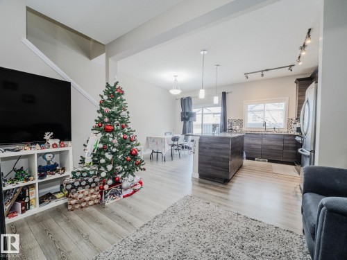 14 3710 Allan Drive, Edmonton, AB - Indoor Photo Showing Other Room