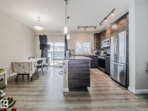 14 3710 Allan Drive, Edmonton, AB - Indoor Photo Showing Other Room