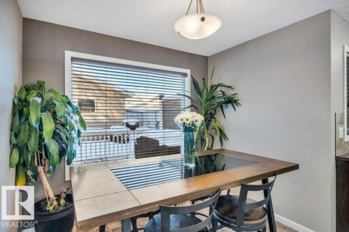 1512 70 Street Sw, Edmonton, AB - Indoor