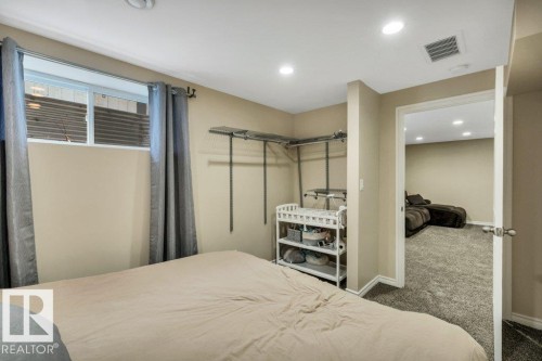 1512 70 Street Sw, Edmonton, AB - Indoor Photo Showing Bedroom