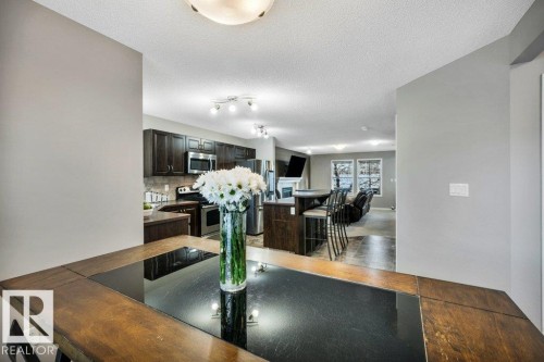 1512 70 Street Sw, Edmonton, AB - Indoor