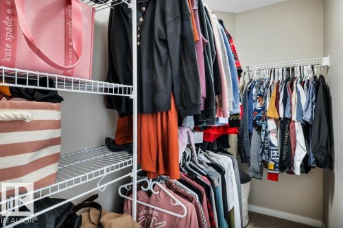 1512 70 Street Sw, Edmonton, AB - Indoor With Storage