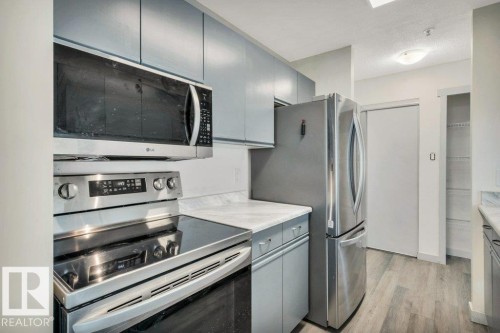 134 17447 98A Avenue, Edmonton, AB - Indoor Photo Showing Kitchen