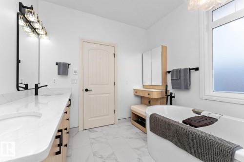 3211 62 Street, Beaumont, AB - Indoor Photo Showing Bathroom