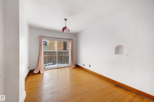 10525 134 Street, Edmonton, AB - Indoor