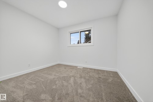 11147 36A Avenue, Edmonton, AB - Indoor Photo Showing Other Room