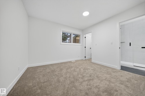 11147 36A Avenue, Edmonton, AB - Indoor Photo Showing Other Room