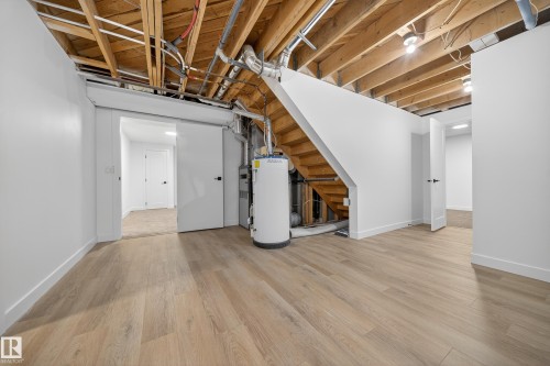 11147 36A Avenue, Edmonton, AB - Indoor